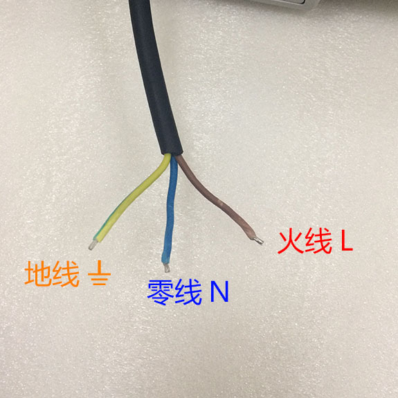 ߶LEDͶԴɫӾ