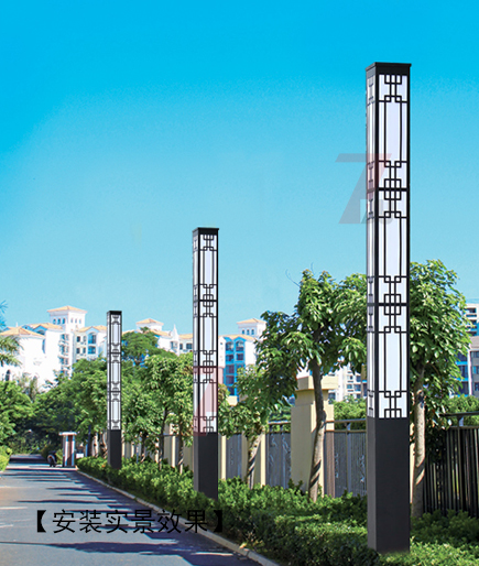 3米(QDJGDZ-016)廣場(chǎng)中式鏤空方形景觀(guān)燈柱安裝實(shí)景效果圖片